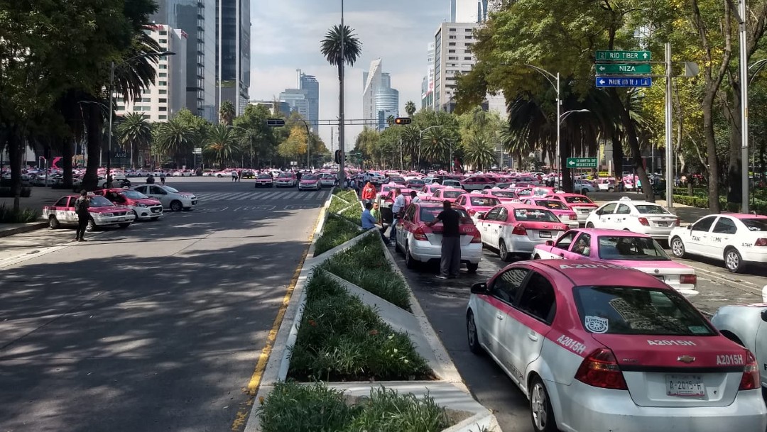 Protestan taxistas CDMX 