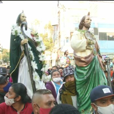 COVIDFEST en San Hipólito, sin sana distancia festejan a San Juditas
