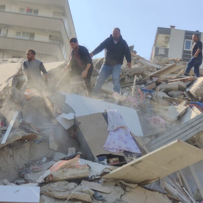 Video: Fuerte sismo en Turquía y Grecia provoca tsunami