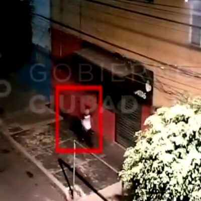 Video muestra el momento justo de la detención de asaltante en Azcapotzalco
