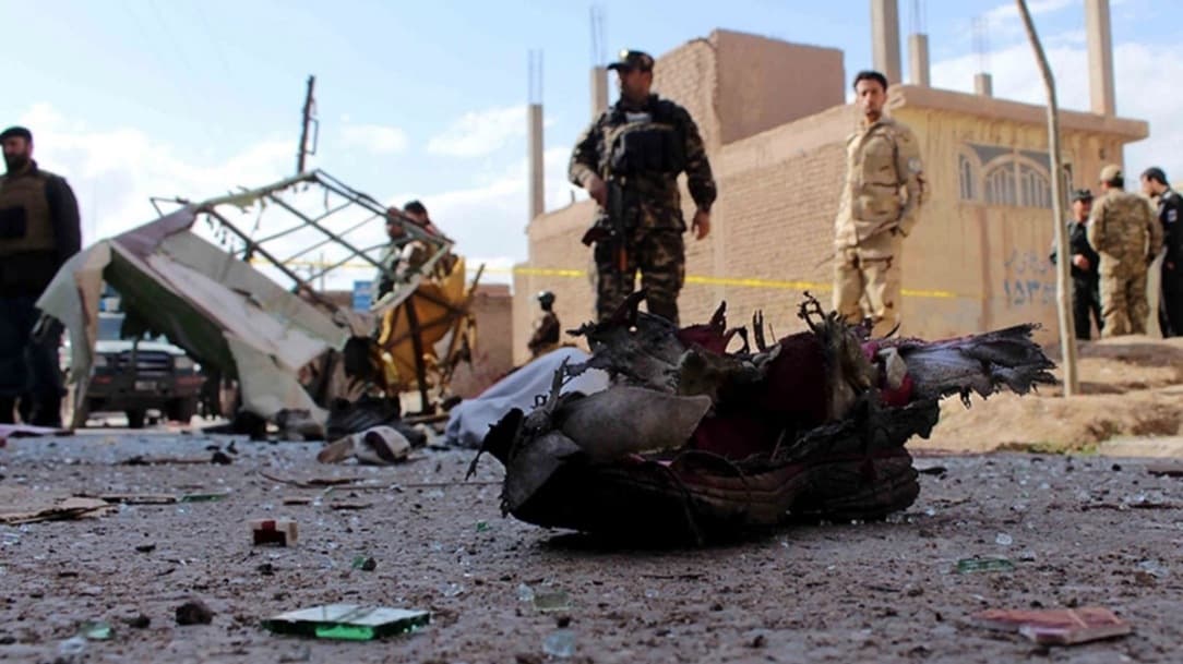 Ataque suicida en Afganistán causa la muerte de 30 personas