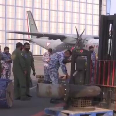 Avión del Ejército llega a Tabasco con equipo de bombeo para apoyar en zonas inundadas