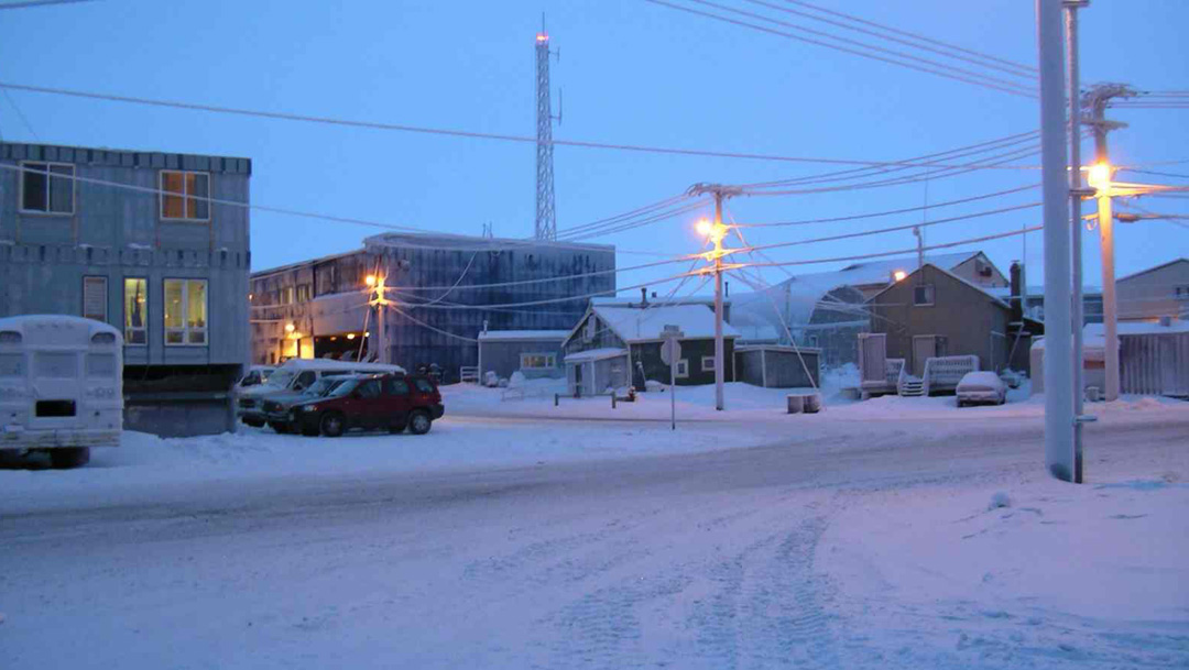 Por el fenómeno conocido como "noche polar astronómica", Utqiaġvik, Barrow una ciudad de Alaska se quedó sin sol hasta 2021