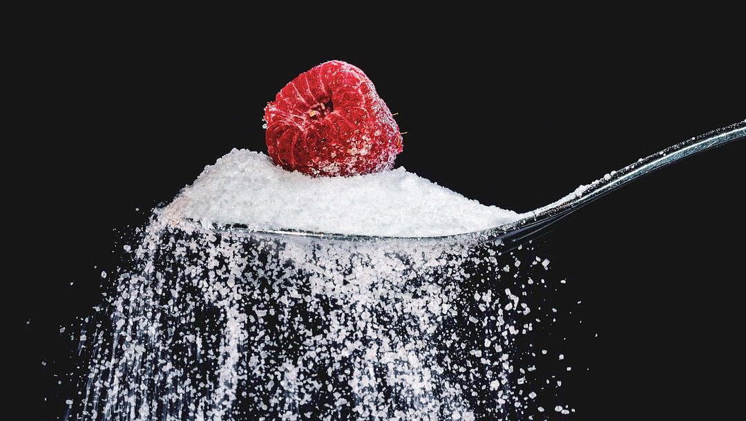 Un nuevo estudio revela la relación entre el sabor dulce del azúcar, ingesta de energía, el proceso regulador del hambre y la saciedad