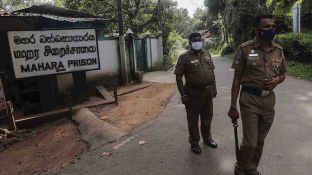 Mueren ocho reos por motín en cárcel de Sri Lanka