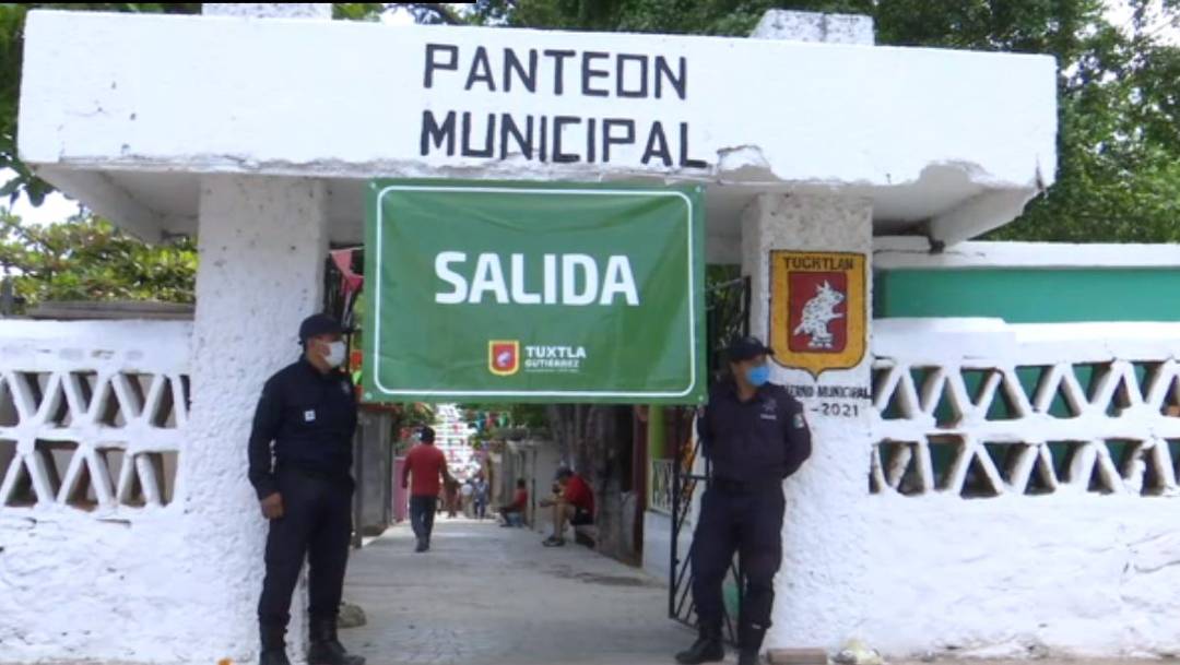Tuxtla Gutiérrez mantiene abiertos los panteones este Día de Muertos; Chiapas se encuentra en semáforo epidemiológico amarillo