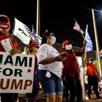 Donald Trump y Joe Biden empatan con el 86% escrutado en Florida