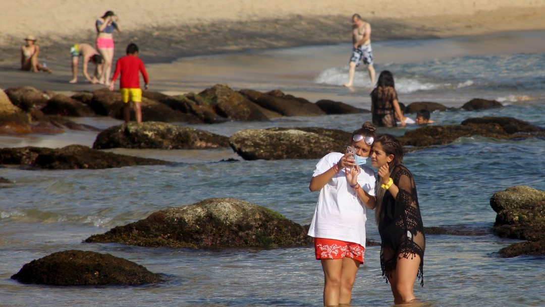 Acapulco espera la llegada de turistas para mantener activa su economía