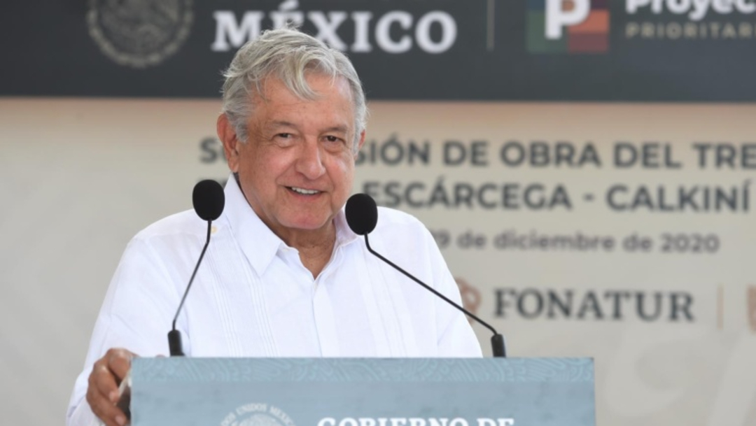 Andrés Manuel López Obrador, durante una gira de trabajo en el municipio de Calkiní, en Campeche.