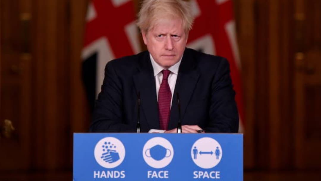 Boris Johnson realiza reunión de emergencia por cierre al transporte