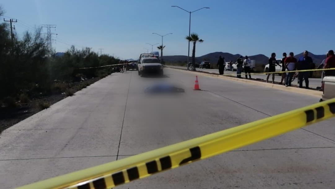 Conductor atropella a ciclistas en Sinaloa; causando la muerte de uno
