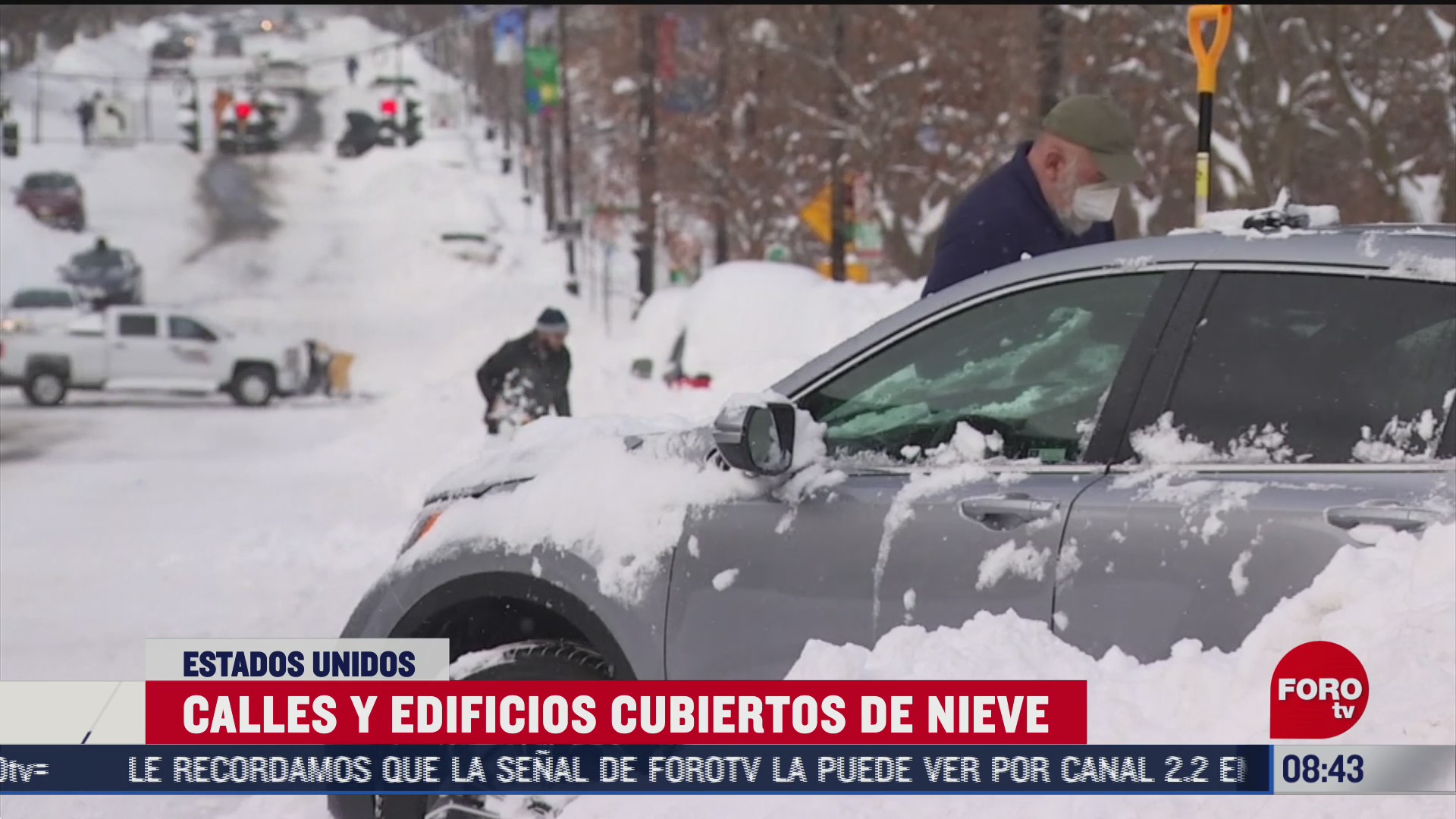 decenas de automoviles quedan sepultados bajo la nieve en nueva york eeuu
