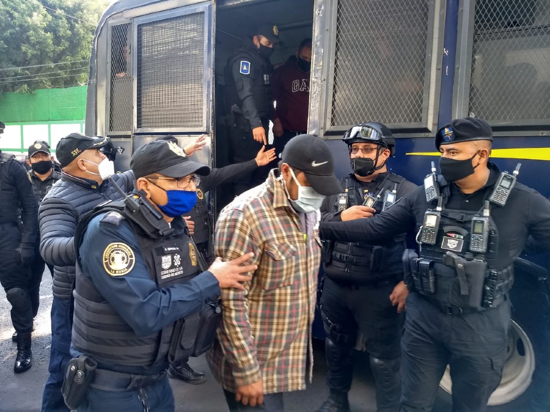 Detienen a-presunta-banda-de-extorsionadores-en-Xochimilco