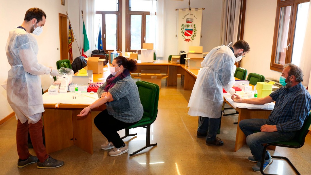 Italia tendrá vacunas gratis contra COVID-19, distribución comenzará a inicios de 2021