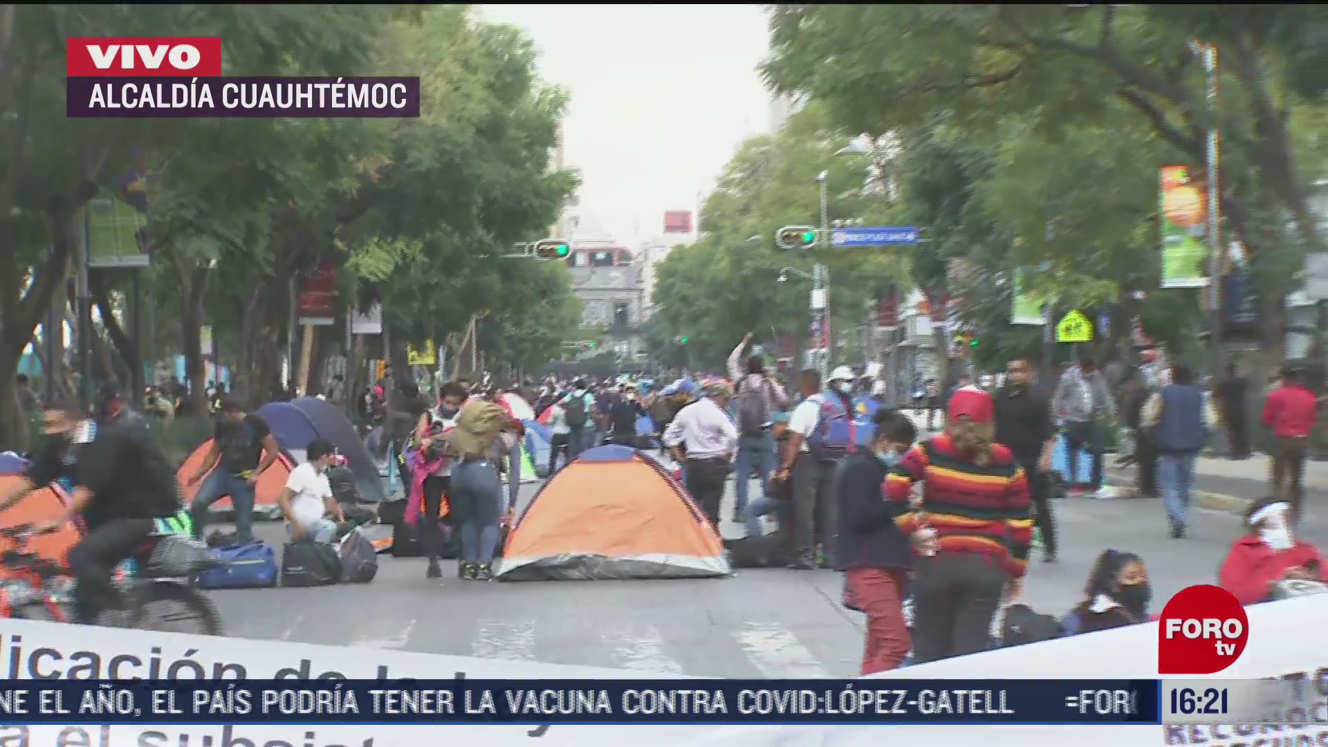 maestros bloquean avenida juarez de la cdmx