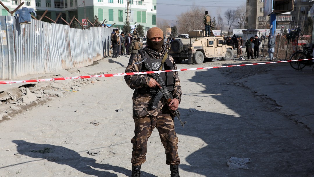 Muere vicegobernador de Kabul en atentado con bomba contra su auto