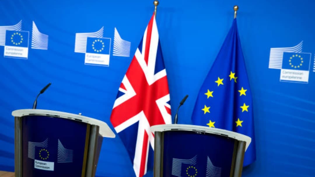 Reino Unido y UE retoman negociaciones del Brexit en el día límite para ello