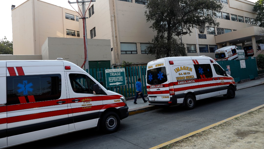 Ambulancias en el Centro Médico Siglo XXI
