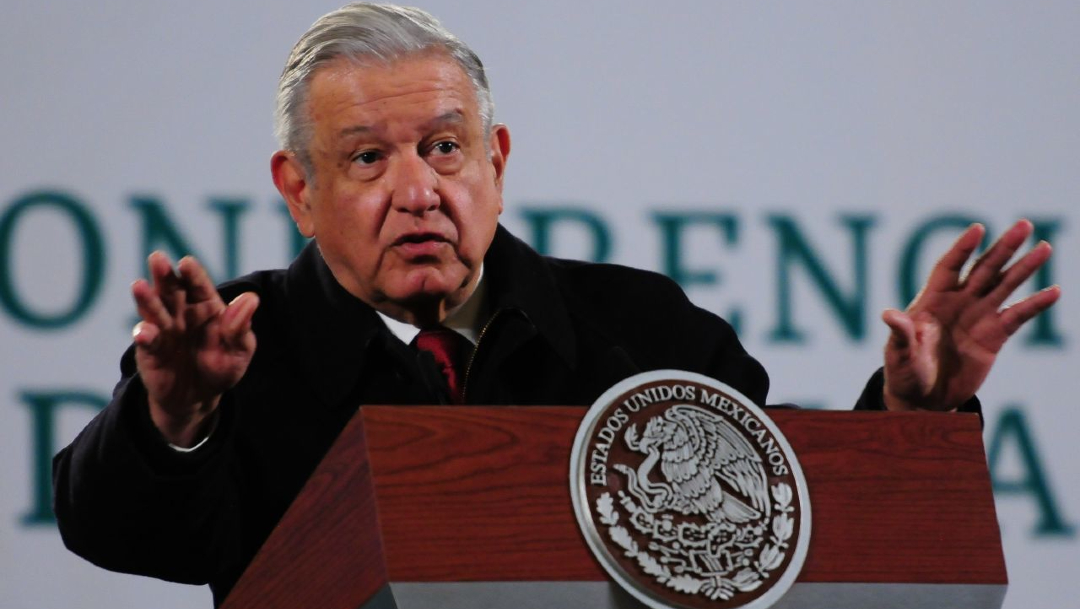 El presidente Andrés Manuel López Obrador, en su conferencia de prensa matutina. (Foto: Cuartoscuro)