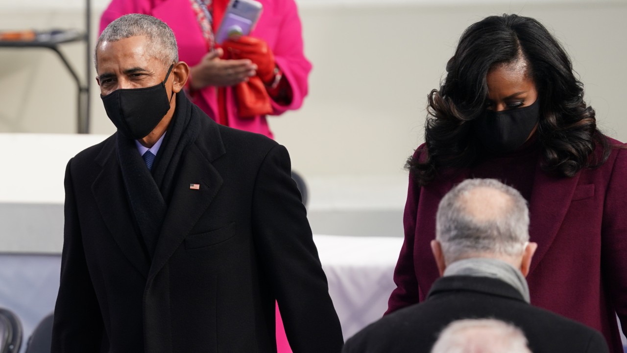 Barack Obama llega a ceremonia de juramentación de Biden