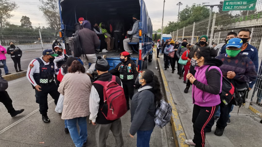 Caos, aglomeraciones y miles de capitalinos afectados por falla en Metro CDMX