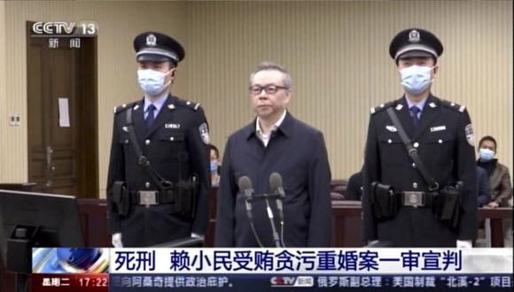 China condena a muerte a funcionario por corrupción