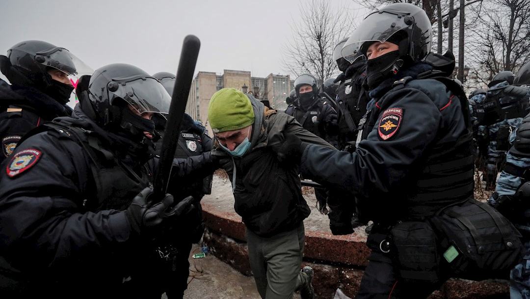 La Policía rusa detiene a varias personas durante las marchas en apoyo al líder opositor Alexéi Navalni