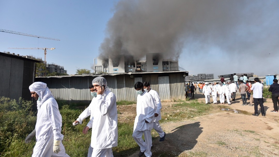 Incendio en fábrica de vacunas de la India