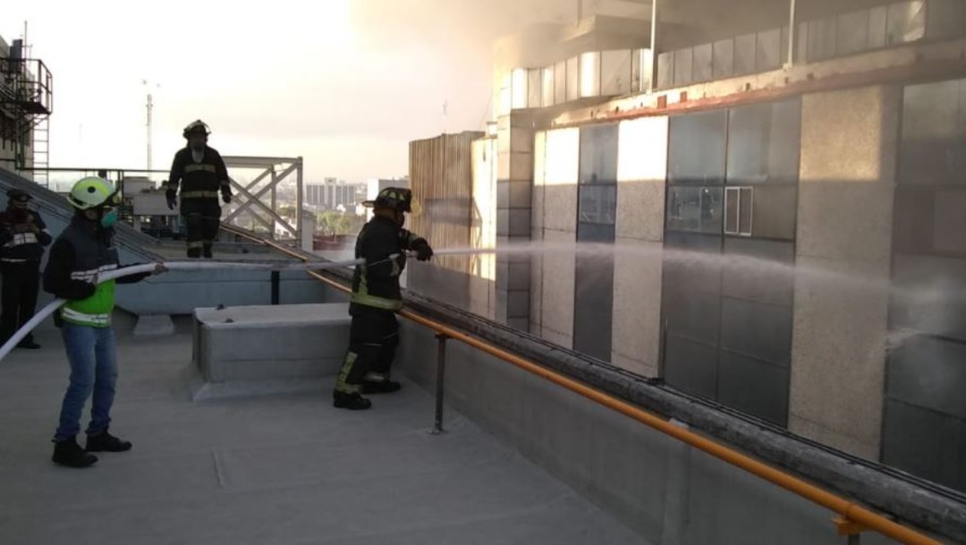 Sofocan incendio en instalaciones del Metro de la Ciudad de México