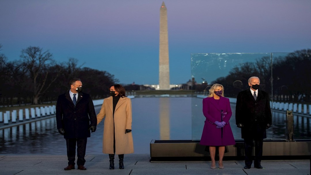 Joe Biden y Kamala Harris homenajean a 400 mil muertos por COVID-19 en EEUU