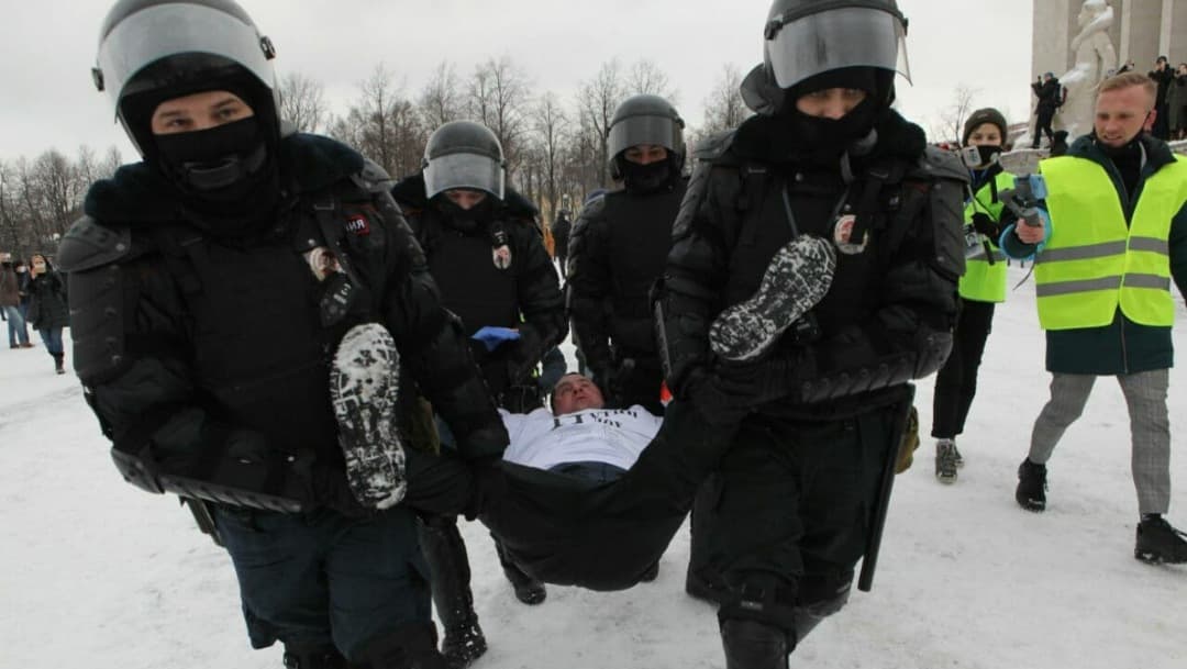 Más de 1500 personas fueron detenidas en Rusia durante protestas por Navalni