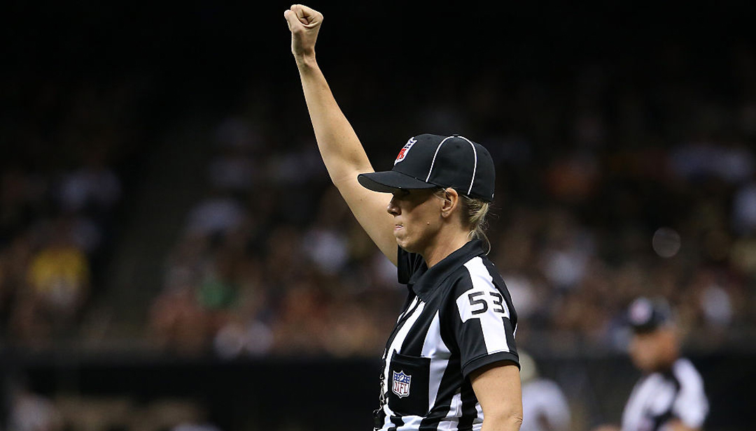 Sarah Thomas primera mujer árbitro en un Super Bowl de NFL