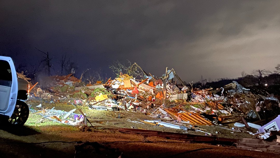 Un tornado deja daños y varios heridos en Alabama