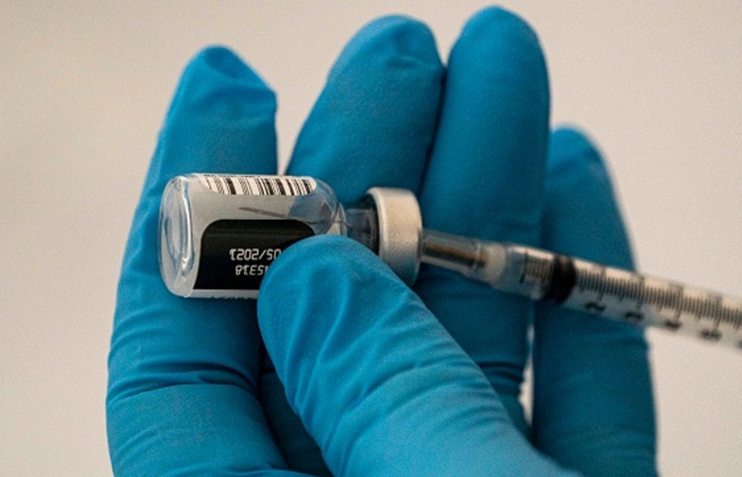 Novavax asegura que su vacuna contra el COVID-19 tiene efectividad de 89.3% (Getty images, archivo)