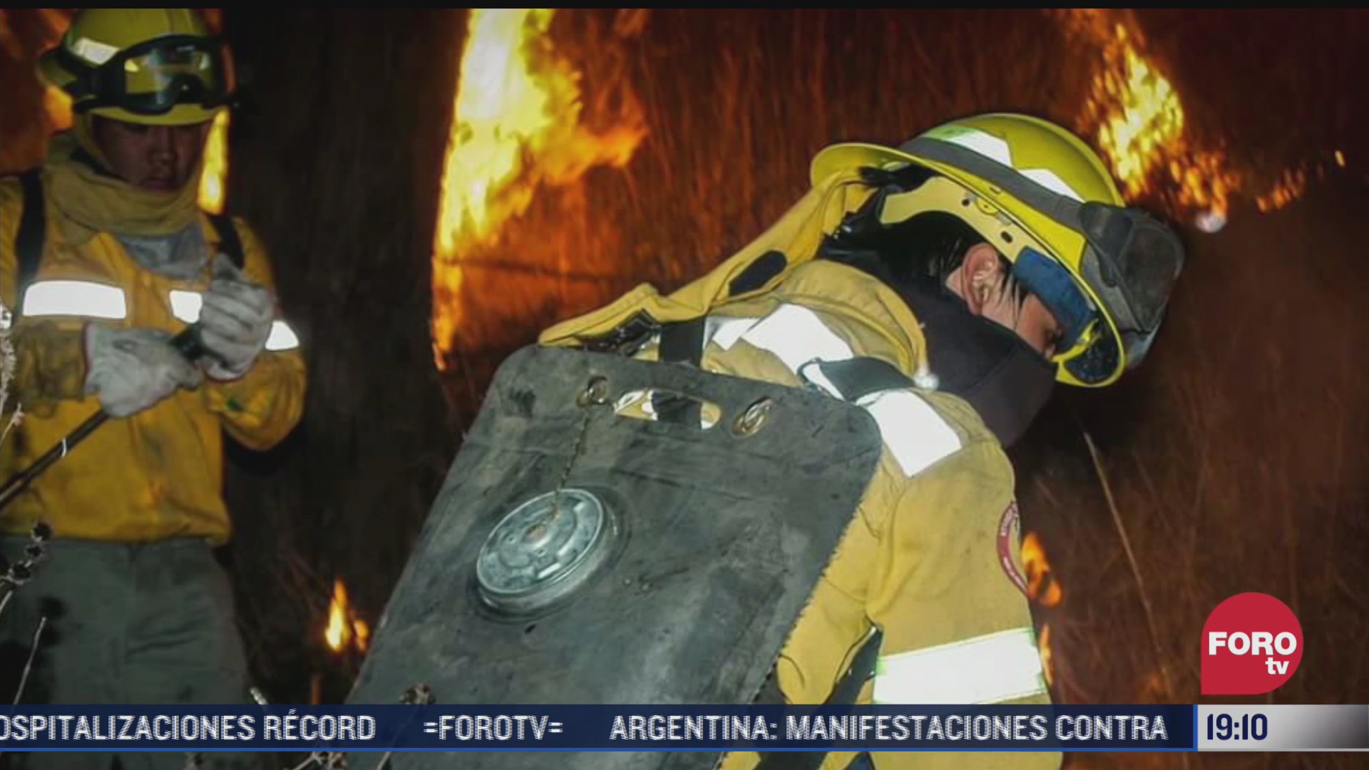 brigadistas combaten incendios forestales en ciudad de mexico