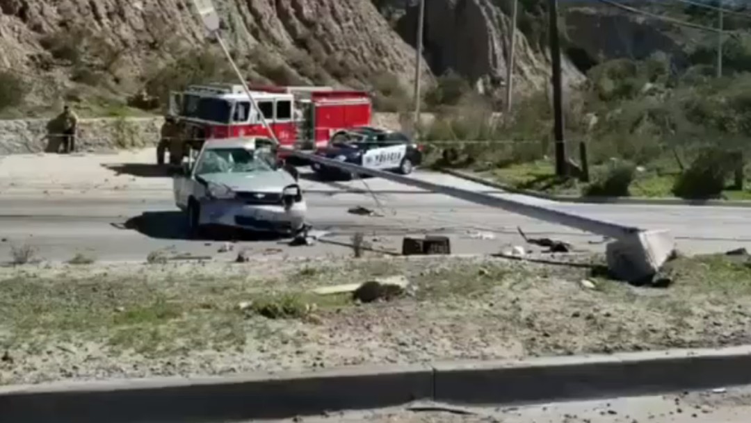 Choque múltiple en carretera Tijuana-Rosarito deja un muerto