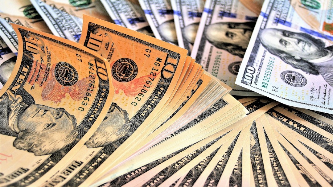 Dólar cierra a 20.38 pesos ante reiterada decisión de EE.UU. por no cambiar políticas de recuperación económica