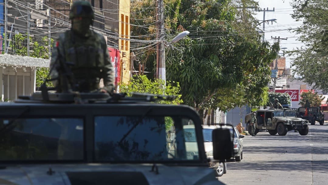 Ejército asegura vehículo y armas relacionados con balacera en Zapopan