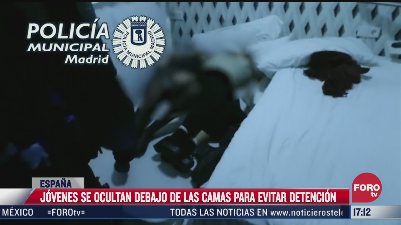 jovenes se ocultan debajo de camas para evitar detencion en espana