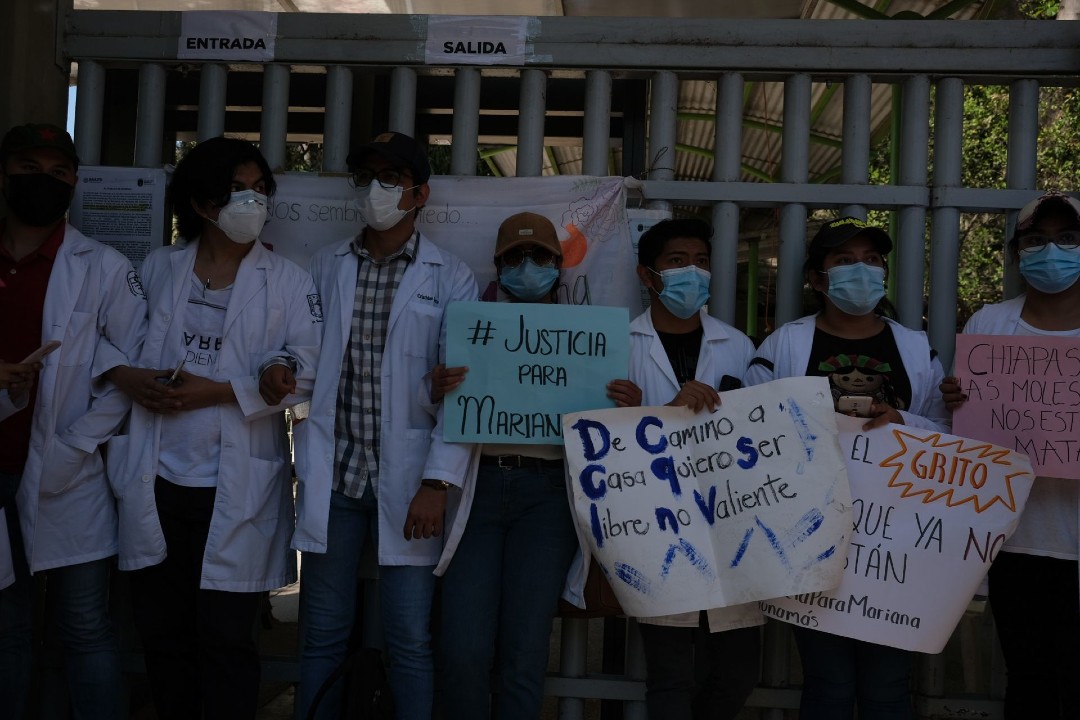 Estudiantes-de-medicina-exigen-justicia-por-Mariana
