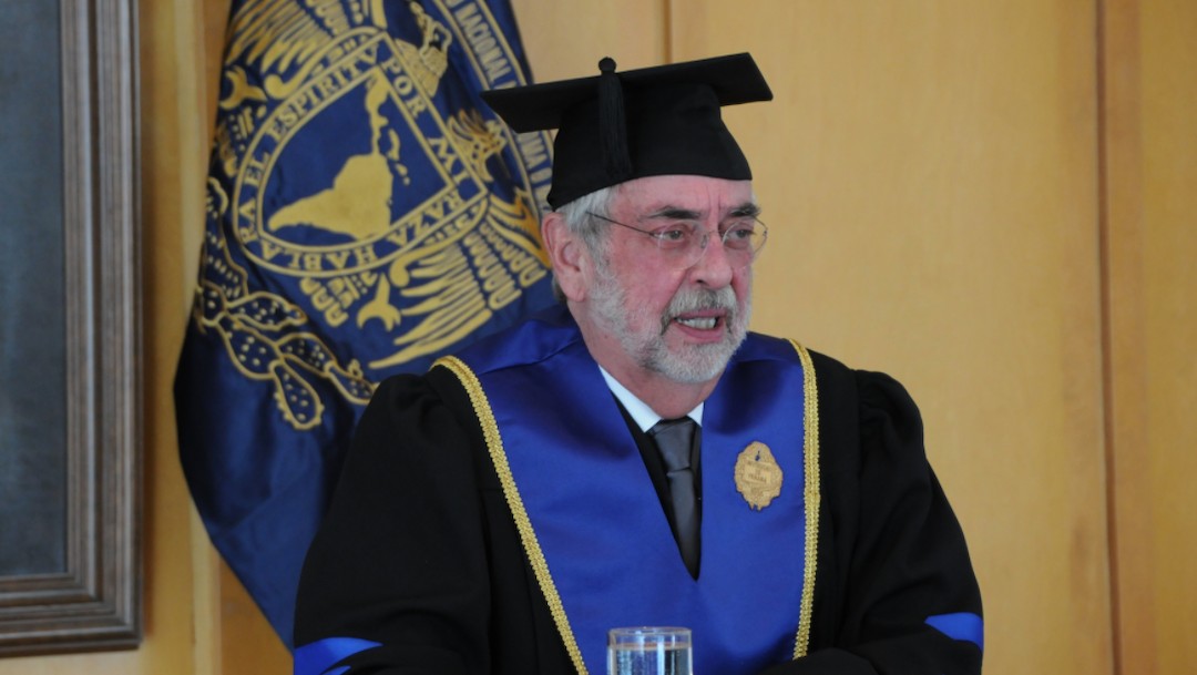 Rector de la UNAM, Enrique Graue, al ser investido vía remota, con el doctorado honoris causa de la Universidad de Panamá (UNAM)