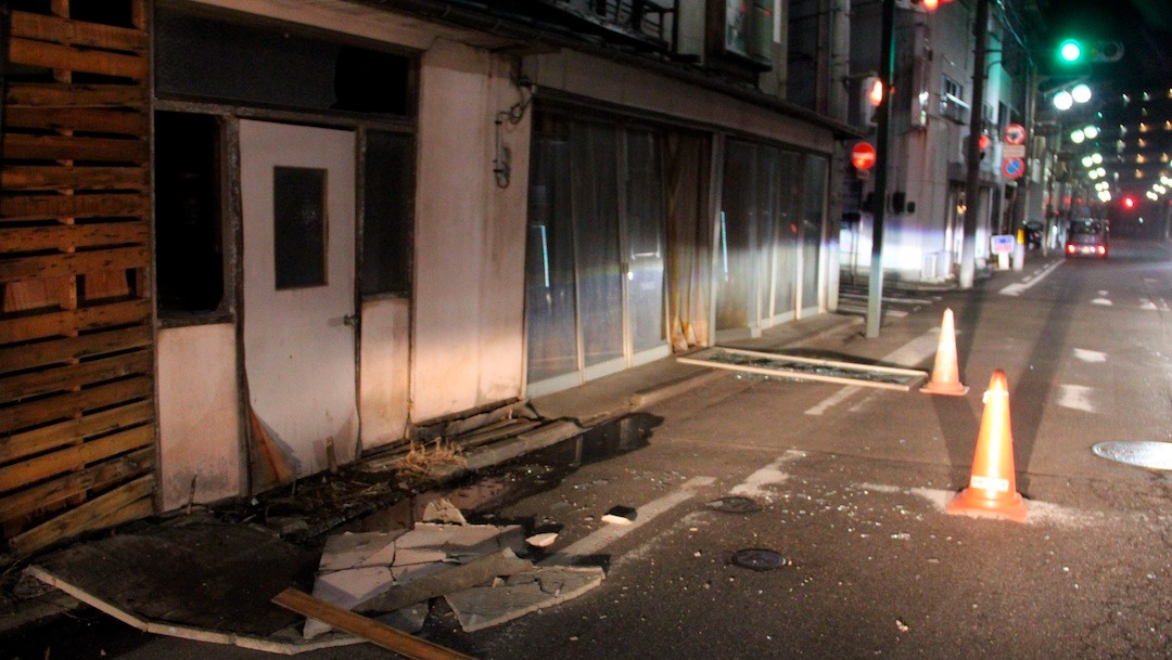 Daños en viviendas tras sismo en Japón (EFE)