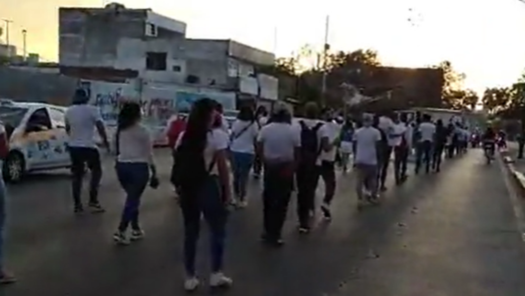 Toman instalaciones de la Universidad Autónoma de Chiapas, exigen se esclarezca muerte de Mariana