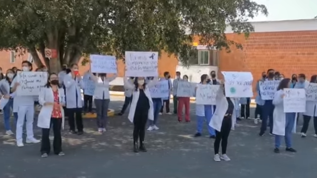 Video: Médicos exigen vacuna COVID-19 en Guadalajara