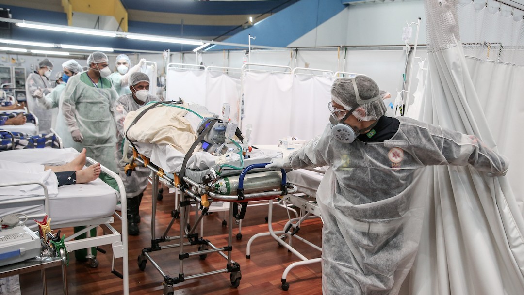 Un hospital en Sao Paulo, Brasil, alcanza más de 80% de ocupación por casos COVID-19 (Getty Images)