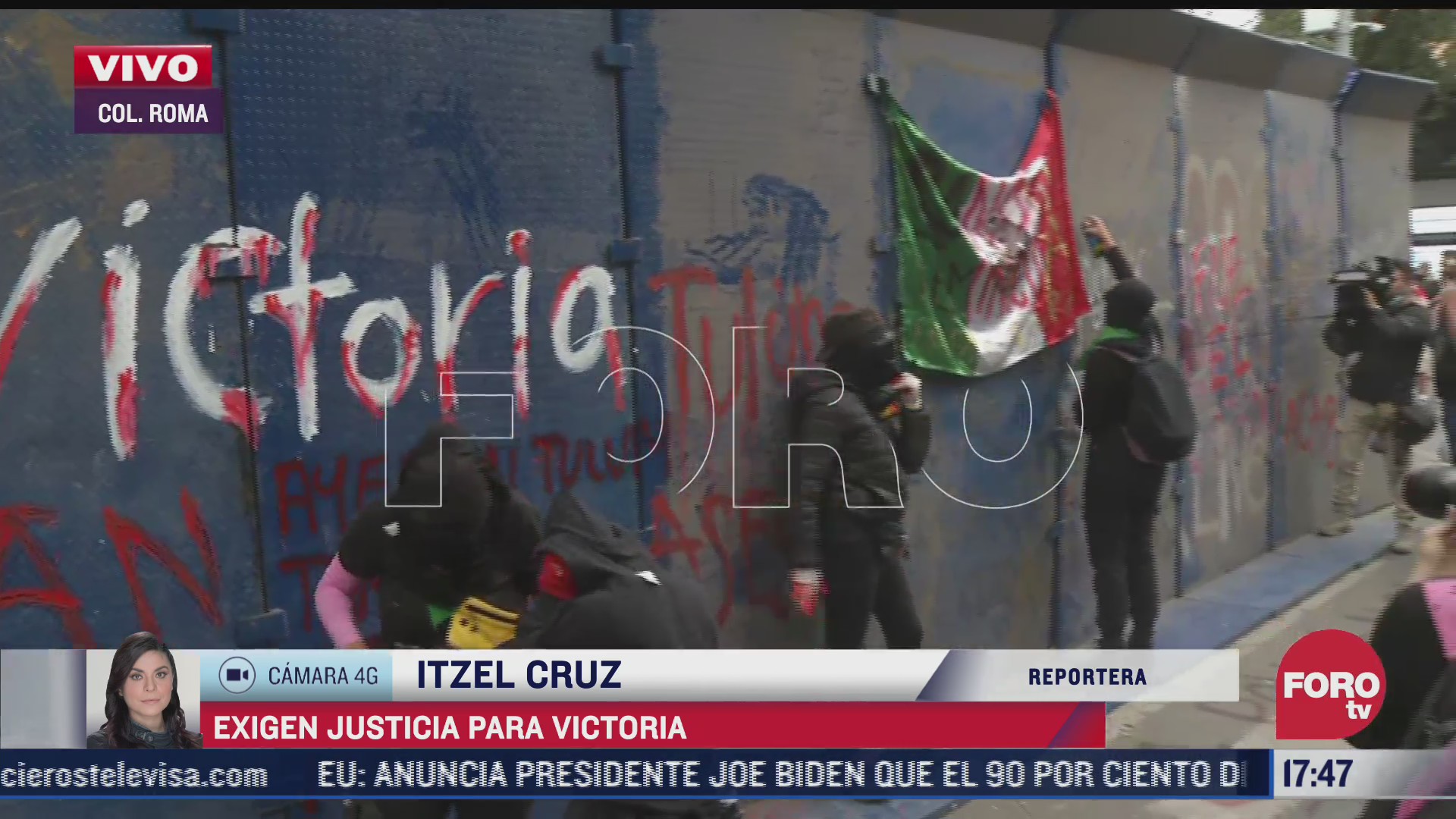 feministas realizan pintas en la representacion de quintana roo para exigir justicia por los feminicidios en mexico