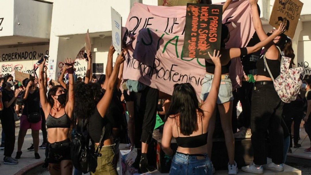 Fotos: Mujeres se manifiestan en Quintana Roo y la CDMX por feminicidio de Victoria