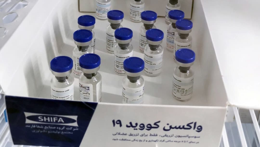 Irán comienza segunda fase de ensayos clínicos de su vacuna COVIRAN