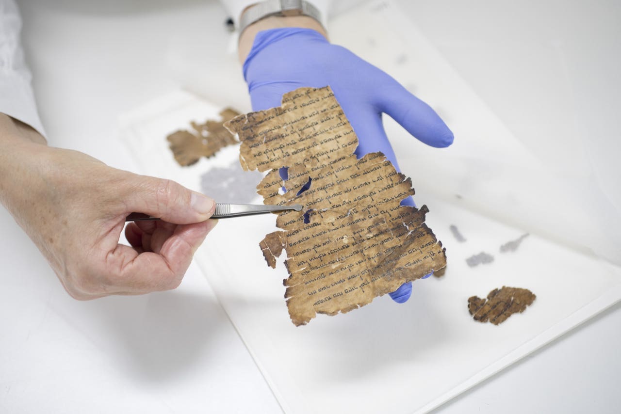 Israel halla nuevos fragmentos de Manuscritos del Mar Muerto