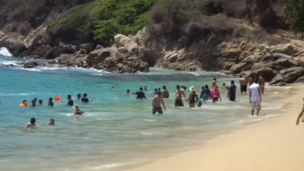 Limitarán acceso a playas de Puerto Escondido durante vacaciones de Semana Santa
